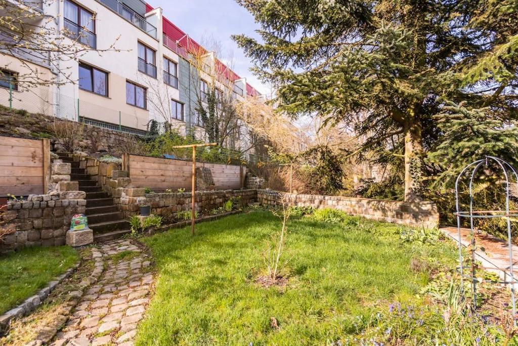 Appartement Apartman Vishegrad à Karlovy Vary Extérieur photo